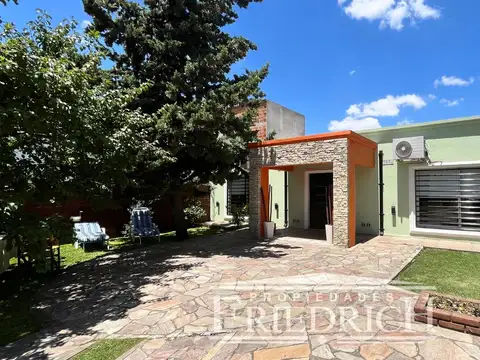 CASA EN VENTA - GENERAL RODRIGUEZ