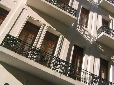 VENTA - HOTEL 18 AMBIENTES - SAN TELMO