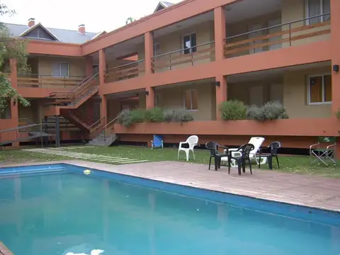 Alquiler Departamento 2 amb Pilar con cochera