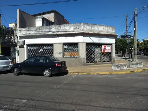 Local en Venta Via Púb.