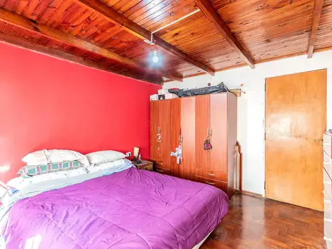 Depto Tipo Casa en Venta 40 años