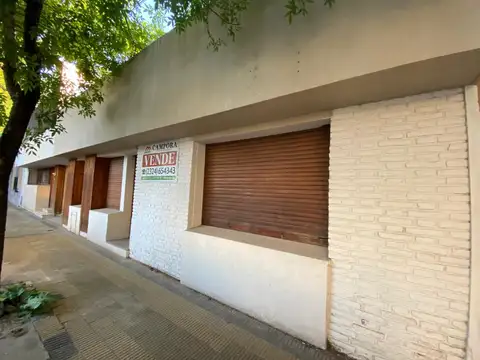 HERMOSA CASA CÉNTRICA A LA VENTA EN MERCEDES, BS. AS.