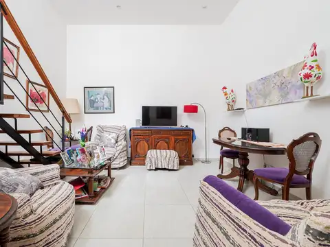 Depto Tipo Casa en Venta de 3 ambientes
