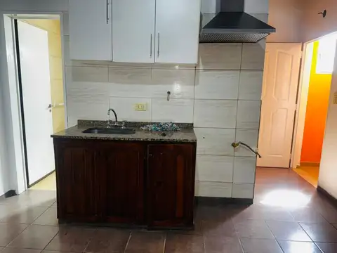 Departamento en Alquiler en Billinghurst, $ 580.000