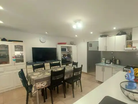 CASA 4 Ambientes VENTA MORENO TRUJUI Quinta Pileta
