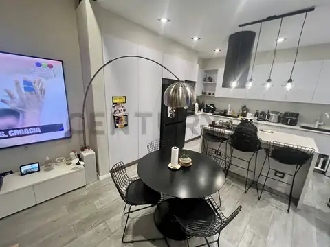Depto Tipo Casa en Venta de 3 ambientes