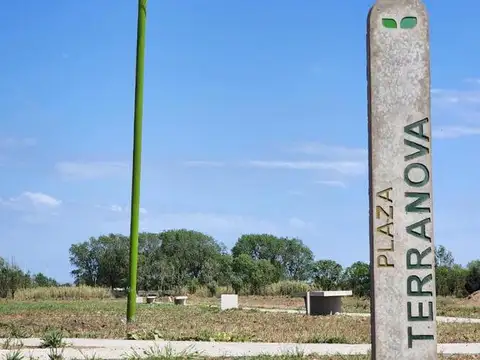 Terreno en Venta 25  mts Fondo