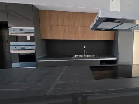 Departamento en Venta de 4 dormitorios