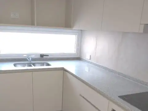 Departamento en Alquiler en Olivos Maipú/Uzal, $ 1.650.000