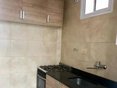Depto Tipo Casa 4 ambientes con 1 baño