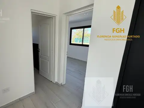 Casa en venta y alquiler a la laguna Naudir