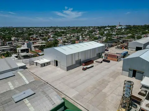 ALQUILER - GALPON - DEPOSITO - NAVE INDUSTRIAL - 1683 m2 - QUILMES - AUTOPISTA BUENOS AIRES LA PLATA