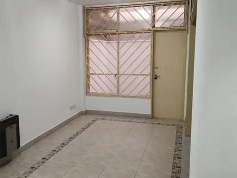 Asuncion 4527 , Piso pb