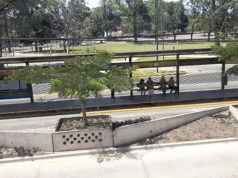 Av. San Martin 700, Piso 1
