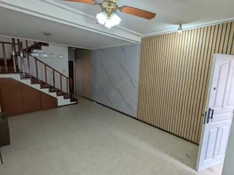 Depto Tipo Casa en Venta 30 años