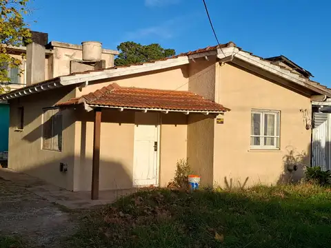 CASA, MÁS DEPARTAMENTOS LISTO PARA ESCRITURAR