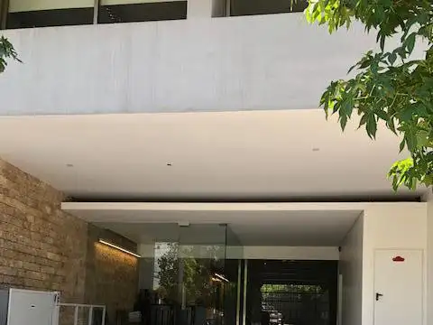 Oficina 3 ambientes con 2 baños