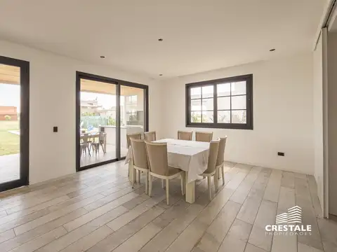 Venta / permuta - Casa 4 dormitorios - Vida Club de Campo Barrio Privado - Funes.