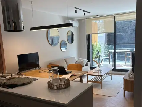 Apartamento de 2 dormitorios con terraza y parrillero próximo a la Rambla Buceo