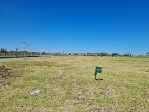 Terreno en Venta en Funes, USD 128.000