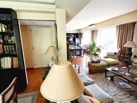 Departamento 6 ambientes con 2 baños