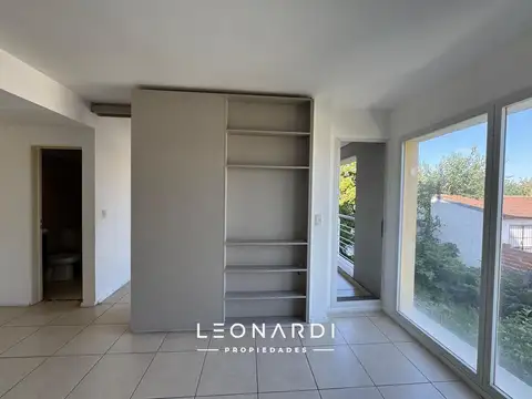 Departamento en Alquiler con 1 cochera