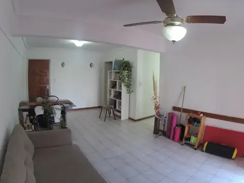 Departamento 3 amb. en venta en Castelar Norte