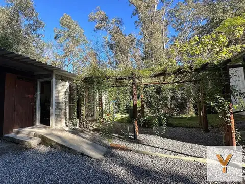 Casa en venta - 2 Dormitorios 1 Baño - Uruguay