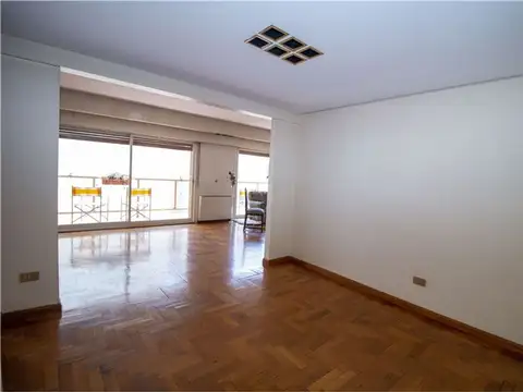 VENTA 4 AMB C/DEP COCH. BALCÓN APTO CRED. RECOLETA