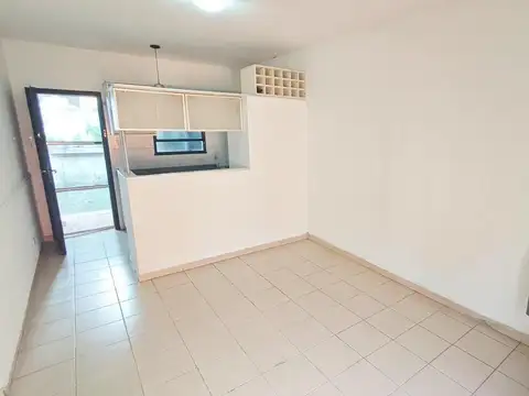 Venta PH 3 ambientes con patio en Pilar