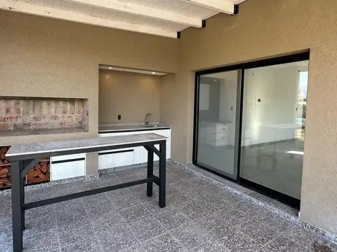 Malvinas e Islas del Sur (LAS TARDES)