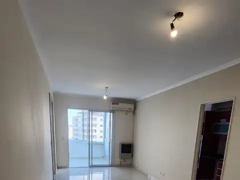 Av. Alvarez Thomas 200, Piso 9