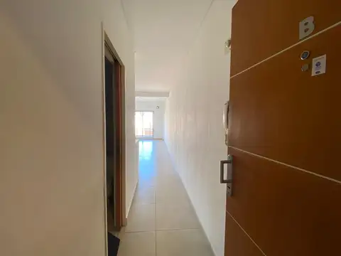 Departamento en Alquiler en Caseros, $ 700.000