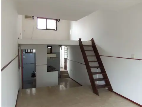 Depto Tipo Casa en Venta 35 años