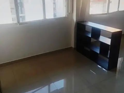 Departamento en Alquiler en Balvanera, $ 450.000