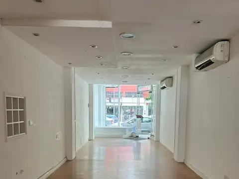 Local en Venta 40 años