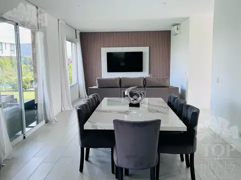 Casa en Alquiler en Puertos - Riberas, USD 2.000