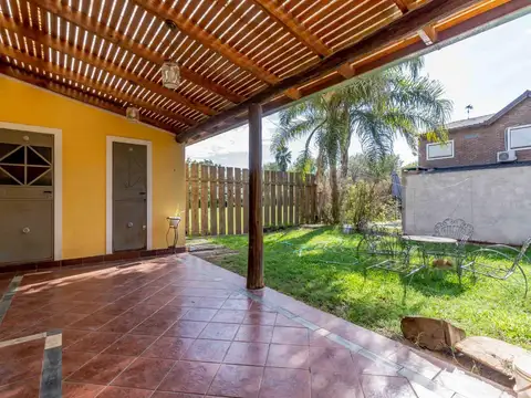 Casa en Venta en Funes, USD 195.000