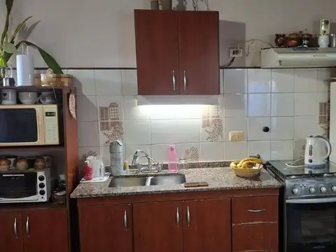 Depto Tipo Casa en Venta 85 años