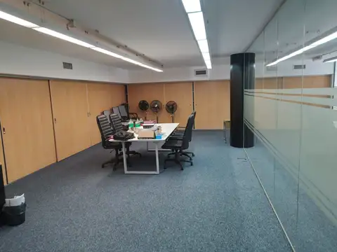 Local en Alquiler en Retiro, USD 2.500