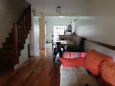 Hermos triplex en ciudad jrdin