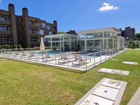 Lindisimo departamento con jardin de 2 ambientes en Pasionaria Martínez