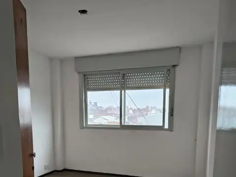 Departamento en Alquiler en Abasto, $ 340.000