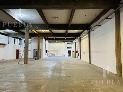 Galpon en Alquiler 37  mts Fondo