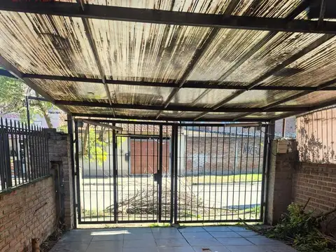 Almirante Brown al 1100