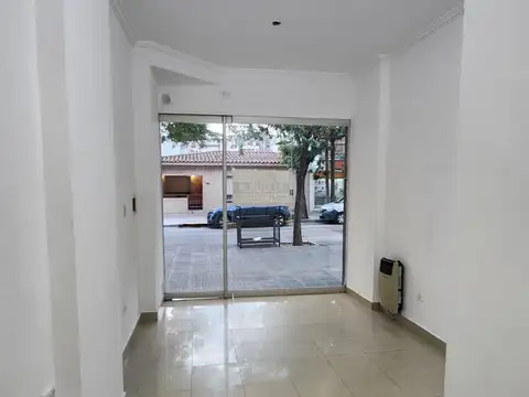 Local en alquiler permenente en Villa Carlos Paz. (AP61)