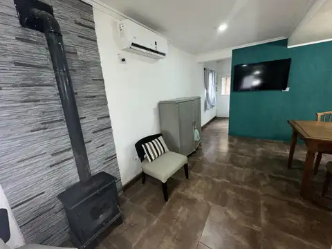 Casa 4 ambientes con 1 baño