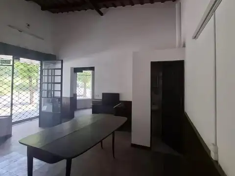 Local en Alquiler en Bialet Masse, $ 320.000