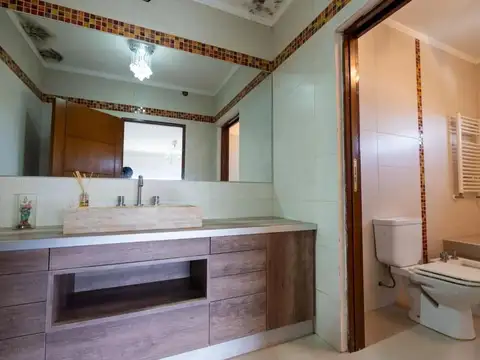 ROLDAN - 4 DORMITORIOS - PILETA