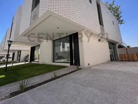 Dúplex en alquiler en Complejo Bosques de Champagnat, Canning.